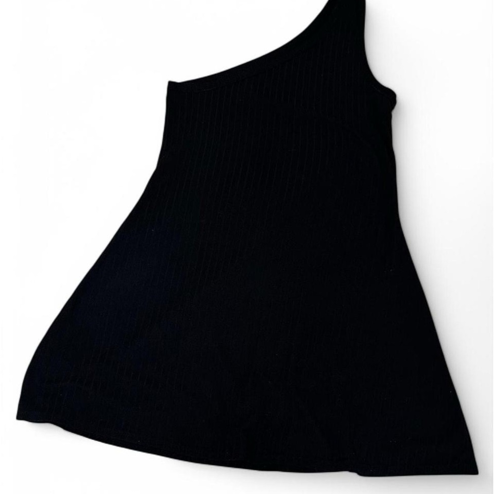 Black One-Shoulder Dress
